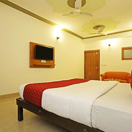 Hotel Ambrosia - A Boutique Hotel New Delhi Ngoại thất bức ảnh