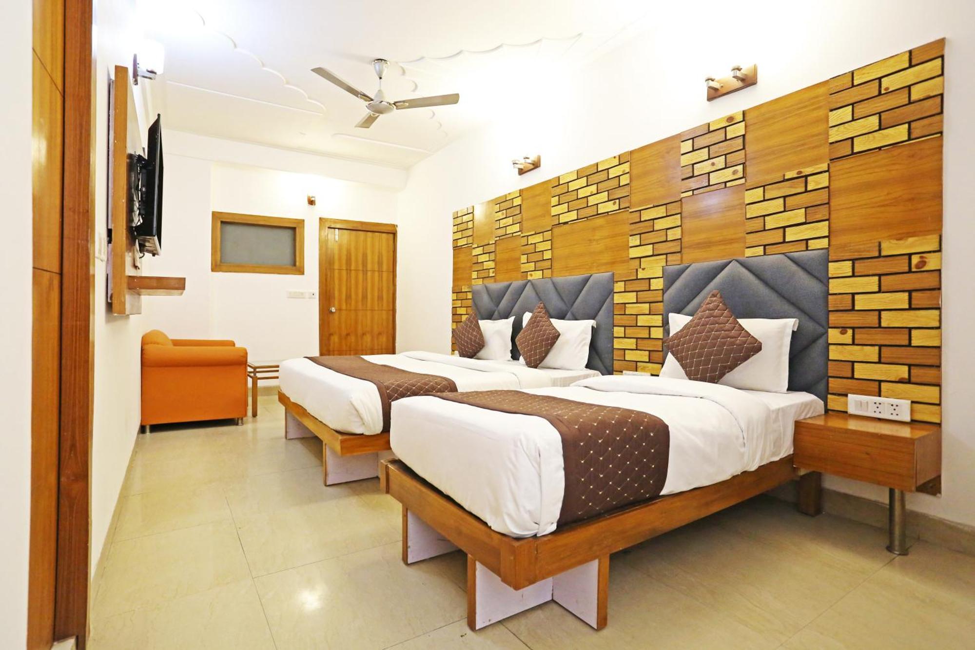 Hotel Ambrosia - A Boutique Hotel New Delhi Ngoại thất bức ảnh