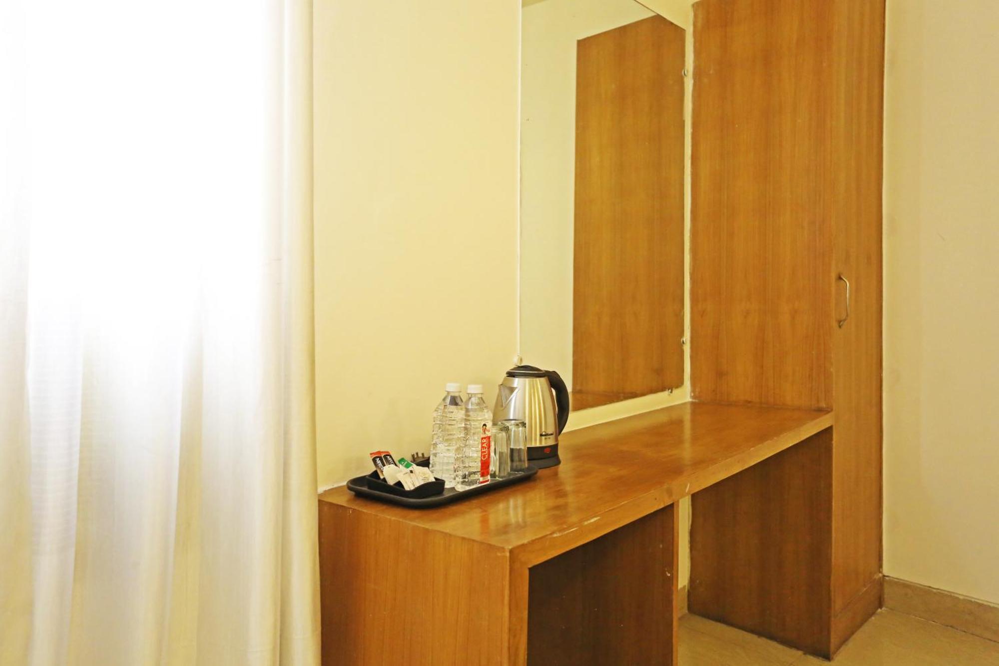 Hotel Ambrosia - A Boutique Hotel New Delhi Ngoại thất bức ảnh