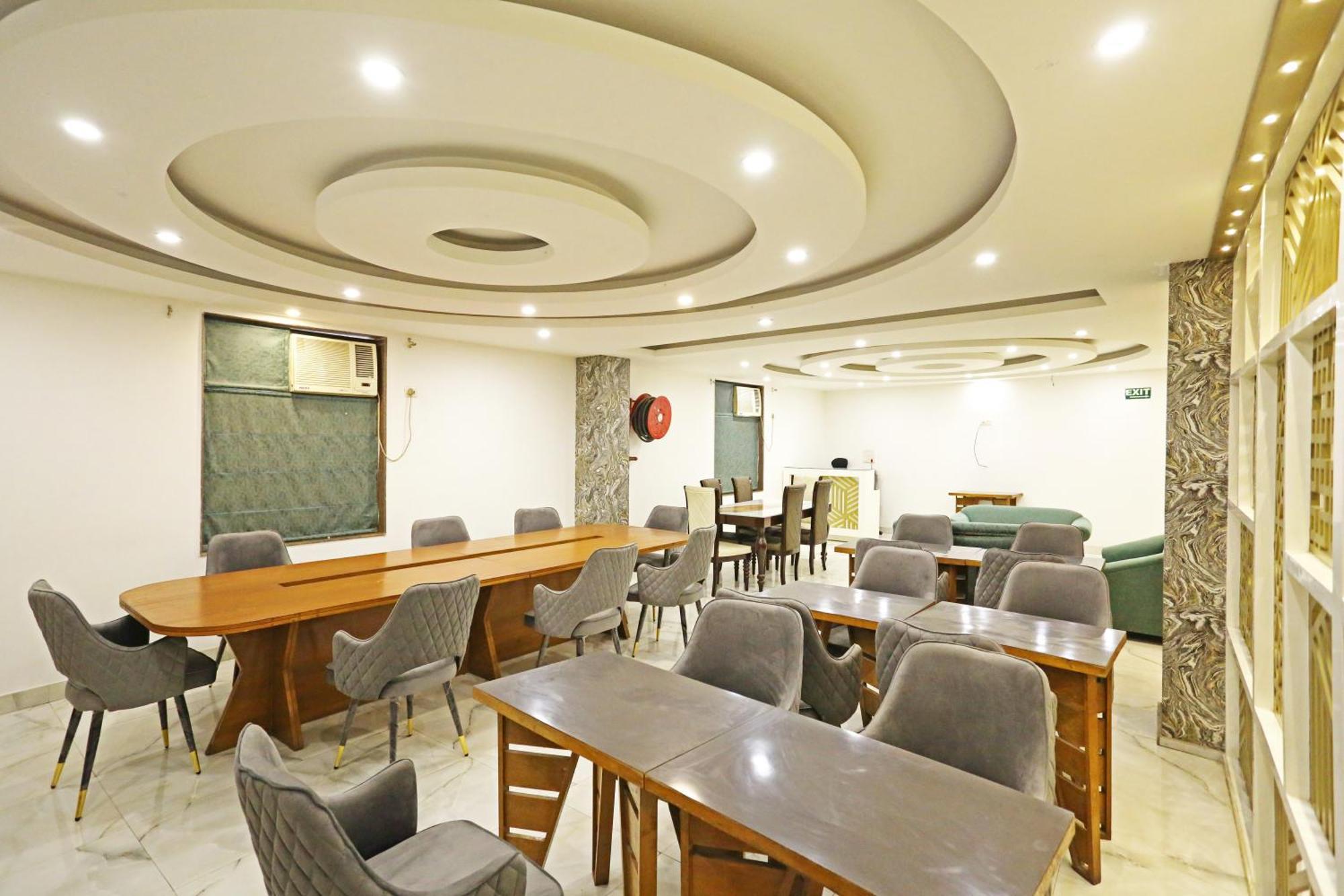 Hotel Ambrosia - A Boutique Hotel New Delhi Ngoại thất bức ảnh