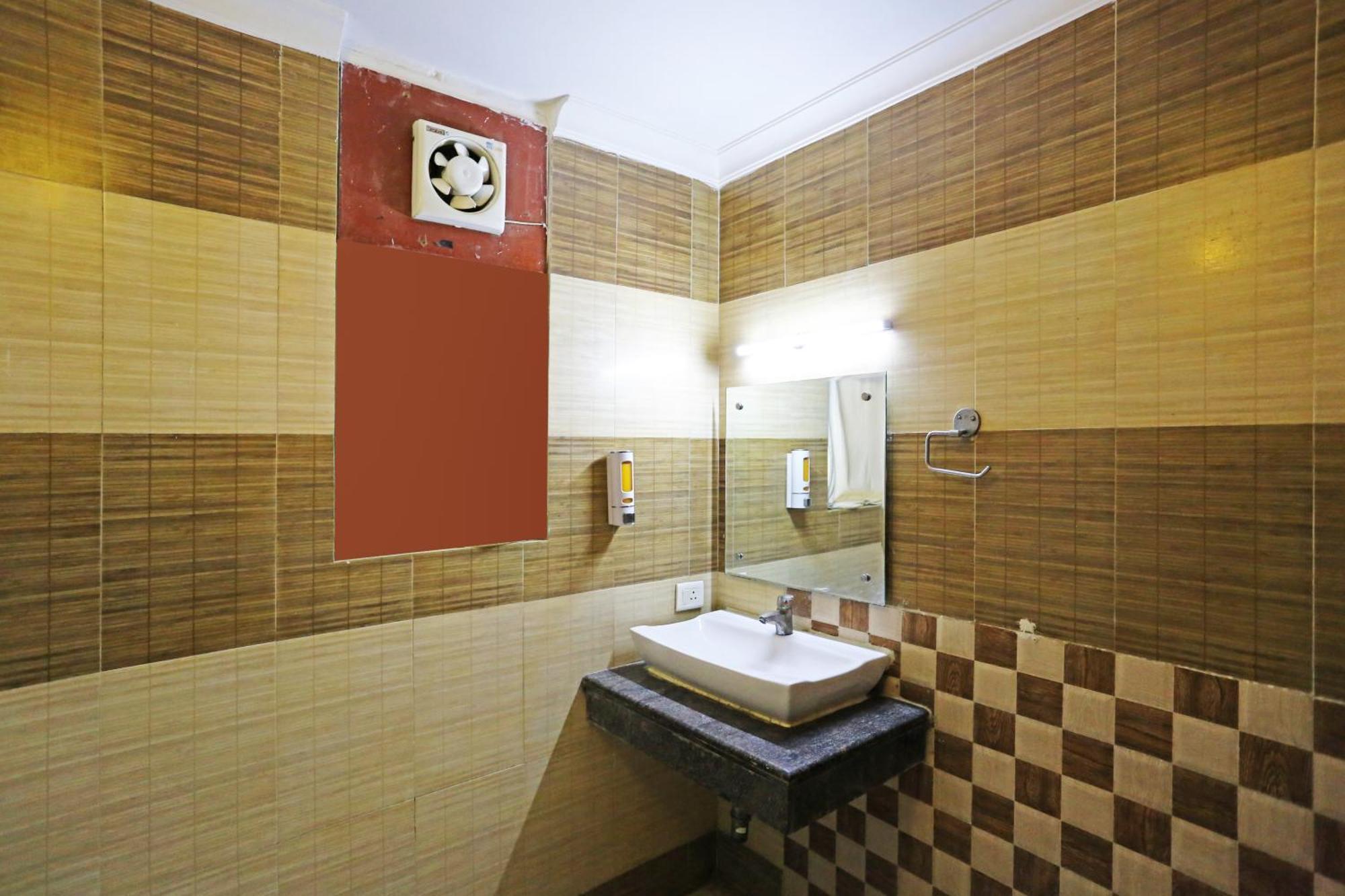 Hotel Ambrosia - A Boutique Hotel New Delhi Ngoại thất bức ảnh